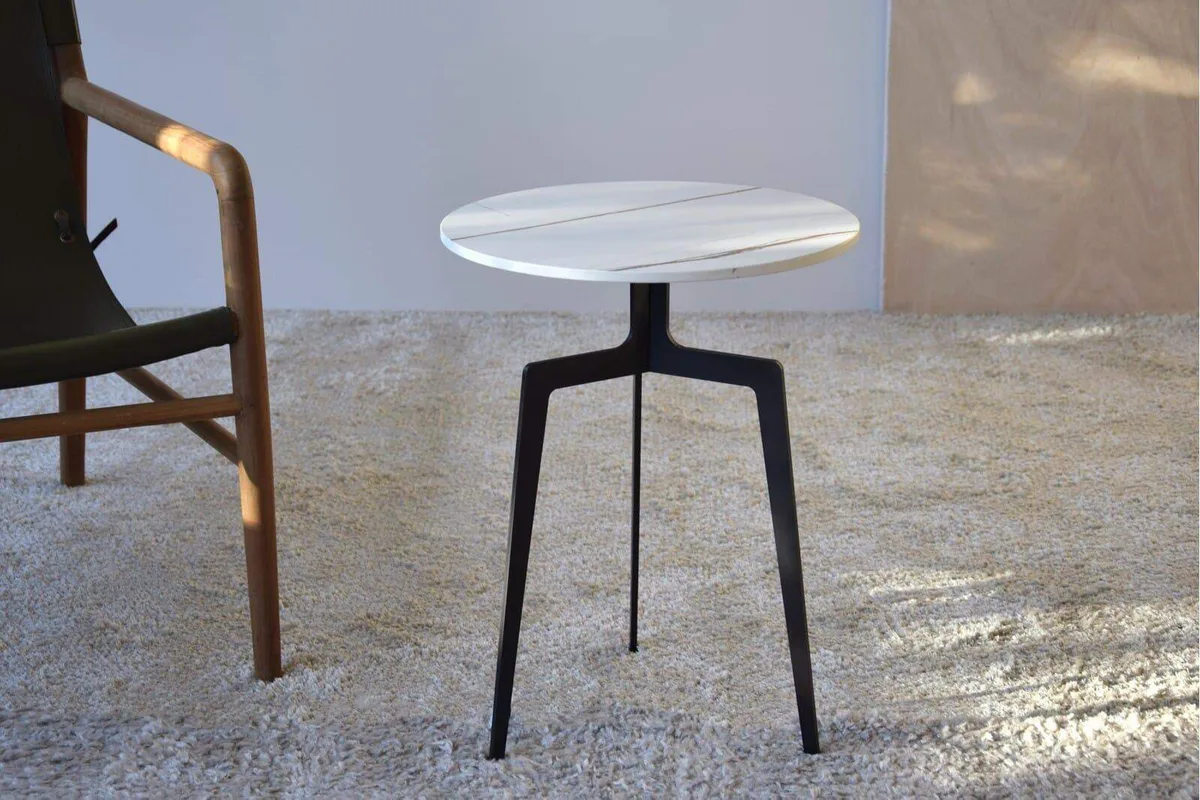 Mesa auxiliar Coimbra